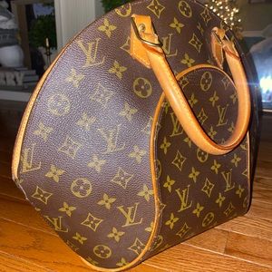 Louis Vuttion Monogram Bag